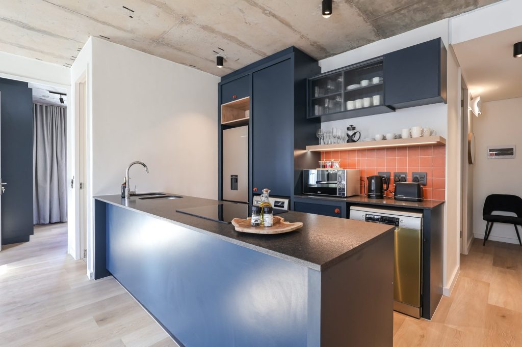 06228b82-2eda-4487-9aeb-75a175b35f3a