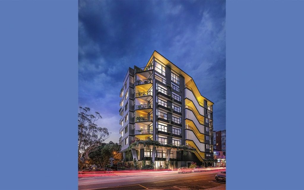 0ce7d637-d106-444a-86e4-de9240b1a517-1