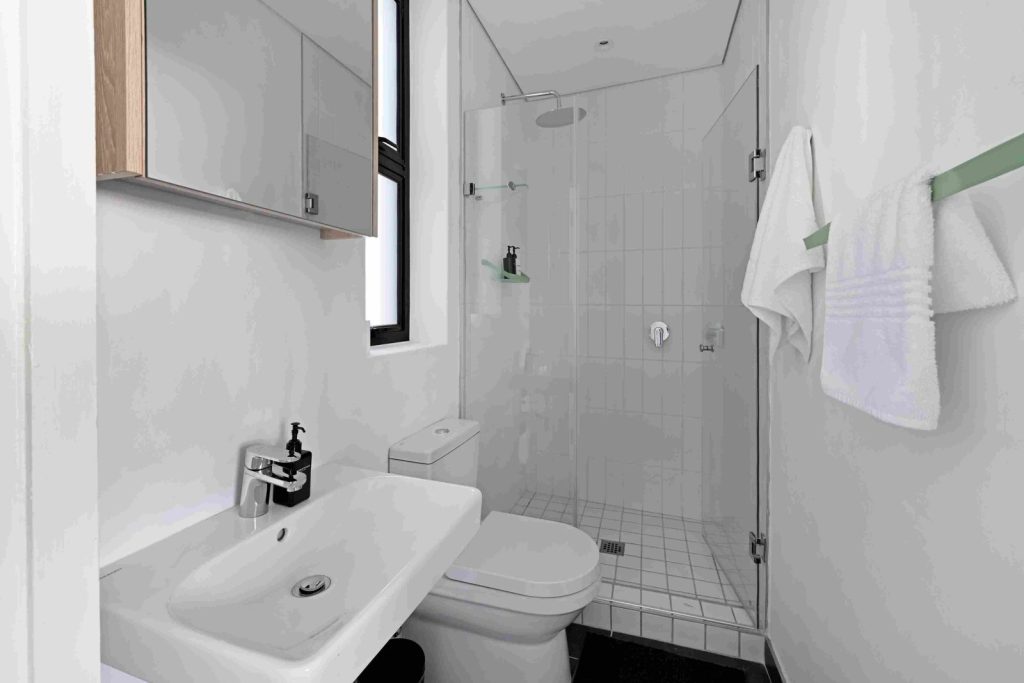 10a2f5bb-a6cd-41bd-a516-b9216ed57c35-1