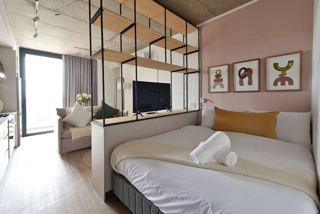 126796c6-4328-4653-a29d-20a90c28c075-1