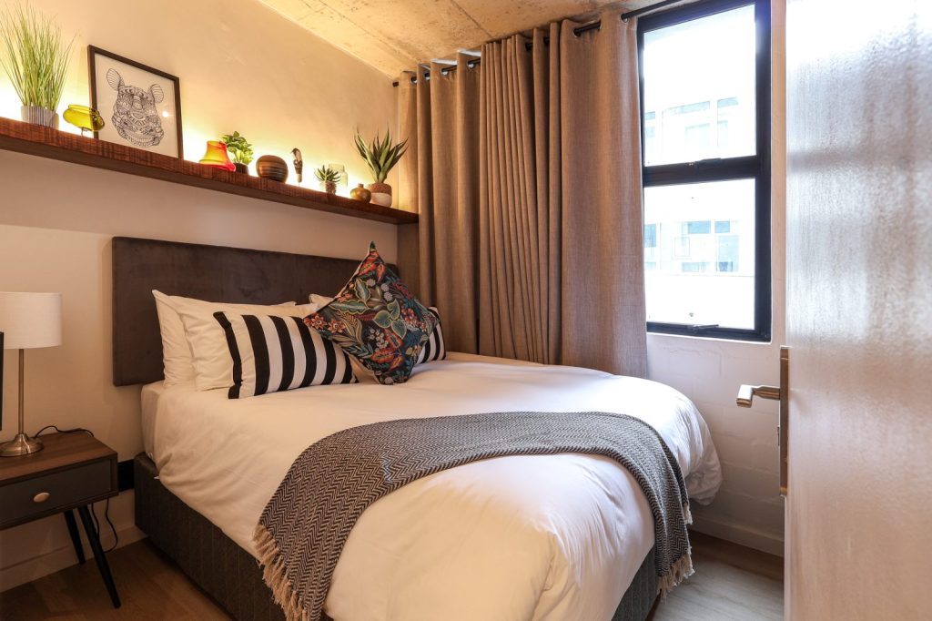 146d196c-eb72-420f-bfdb-3f8f8d1e9965