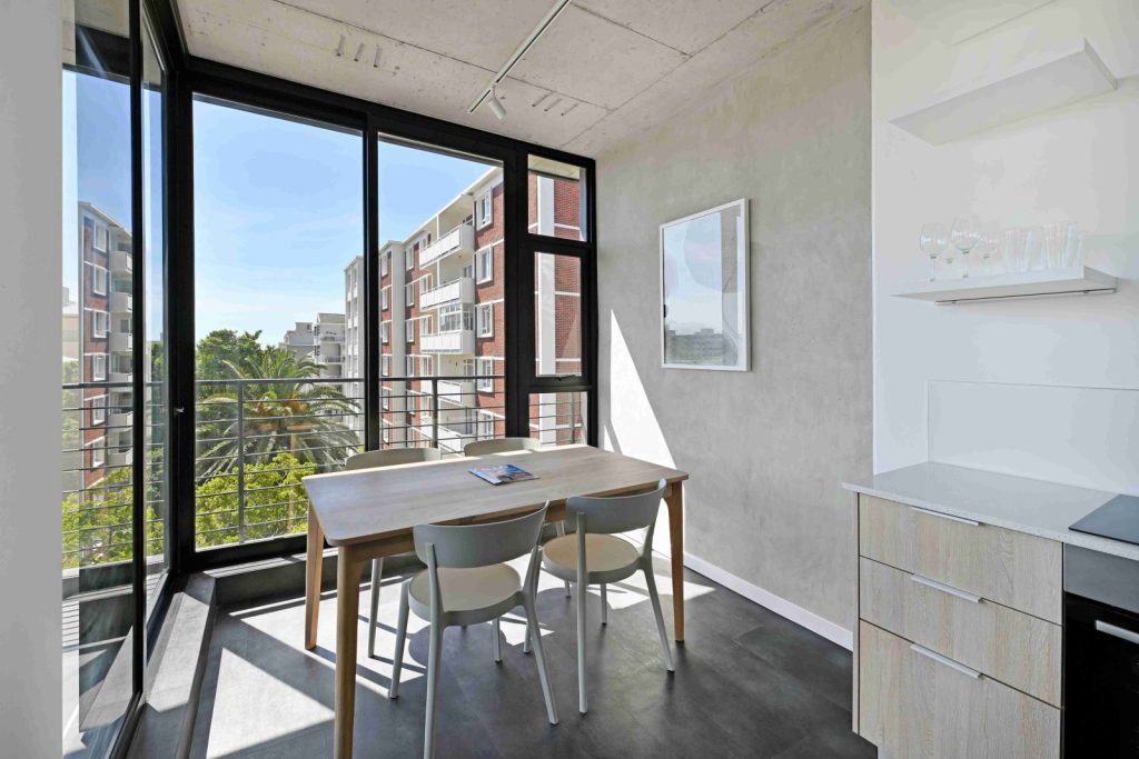 1542af7f-b563-4e67-81e0-34a20785150a-1