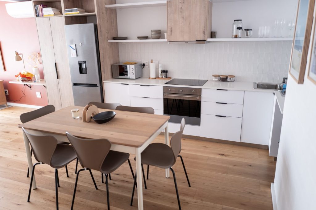 19f567db-8e79-4327-8ce3-83793996e1b2