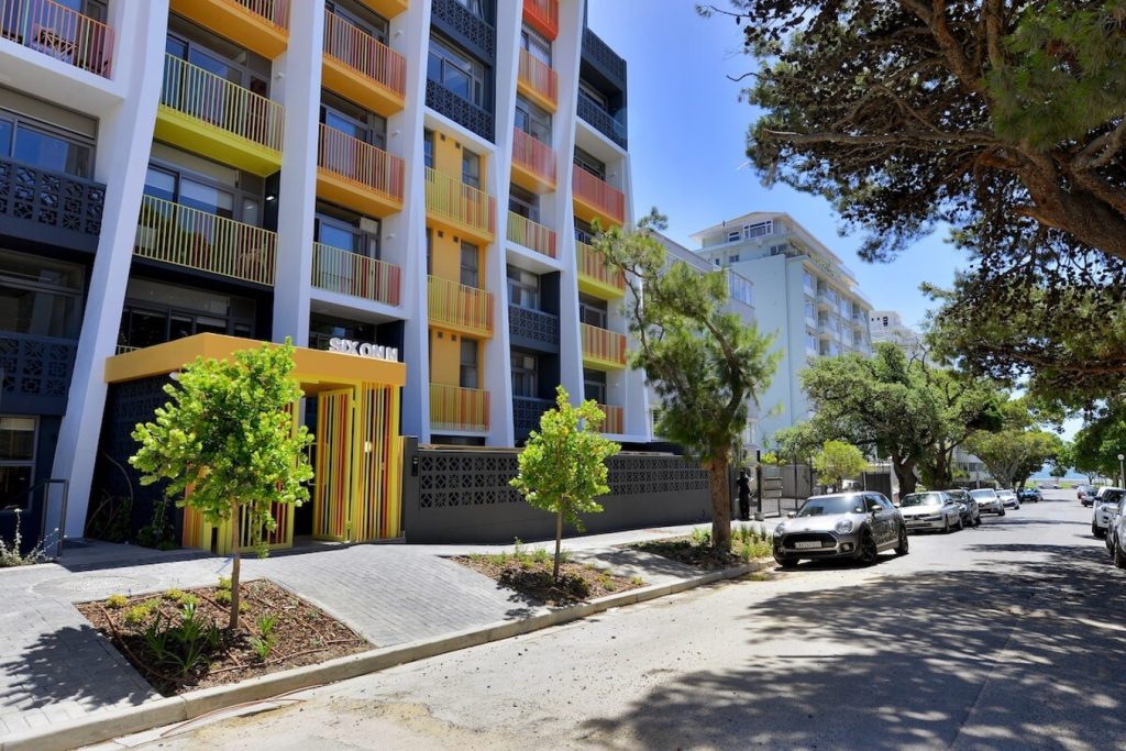 1b159913-ba0c-4efd-929c-ce601ccfc5d8-1