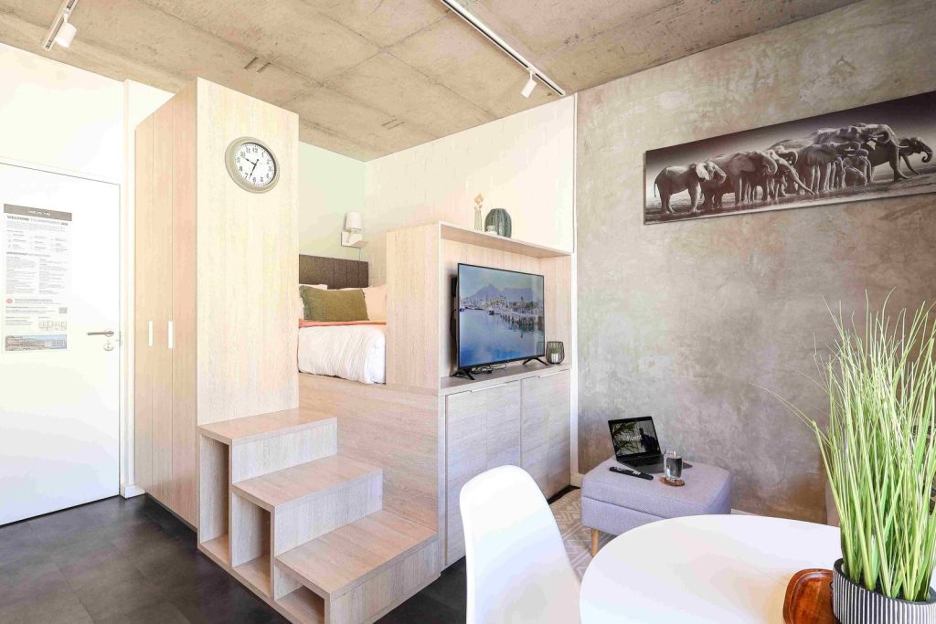 1ea1011f-890f-4eab-bc0d-d14ead90c71b-1