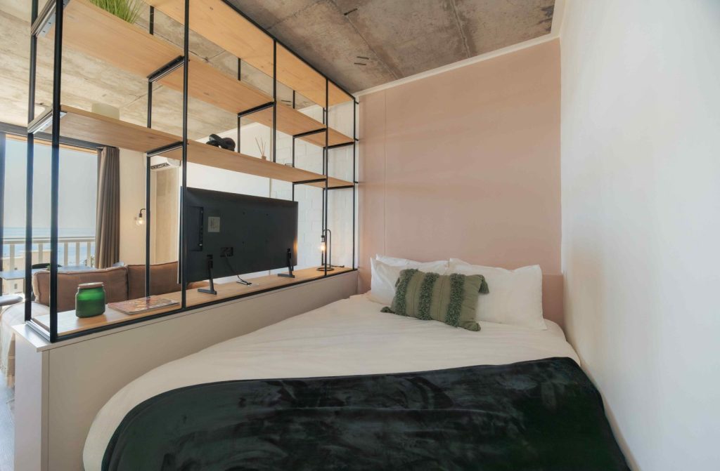 2492faa2-33eb-41a1-87ac-5c9e4cf17794