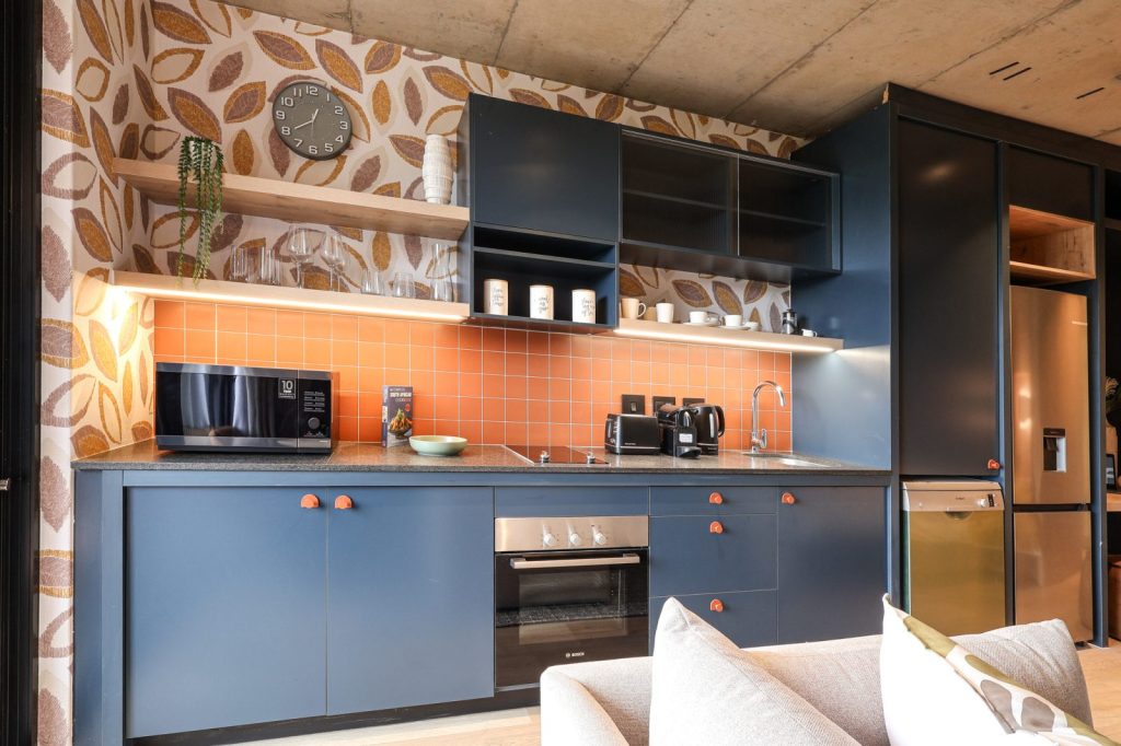 28c42671-1e2e-4304-a8db-0ada52bb1307-1