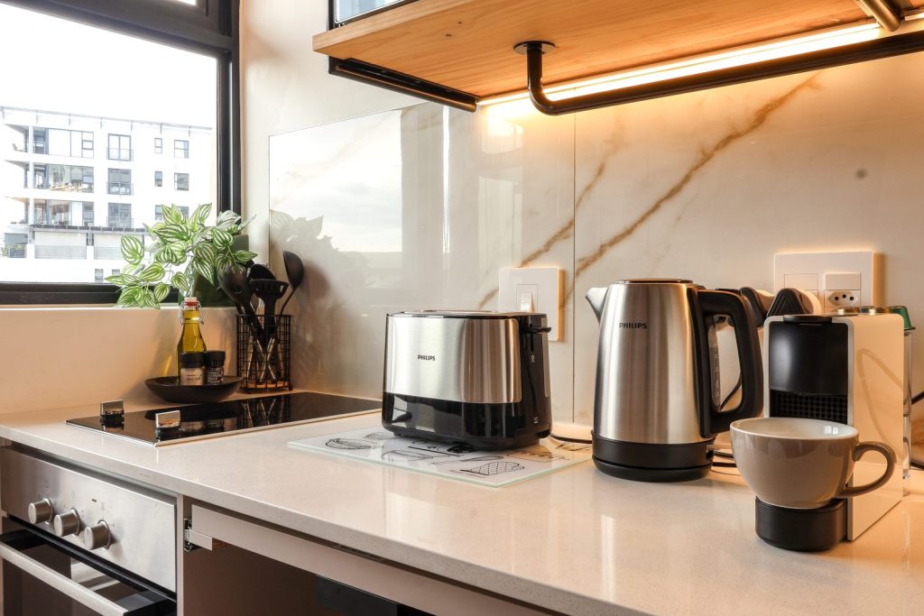 300e46a7-5bf3-46ef-aa0c-bf6d945e5e38-1