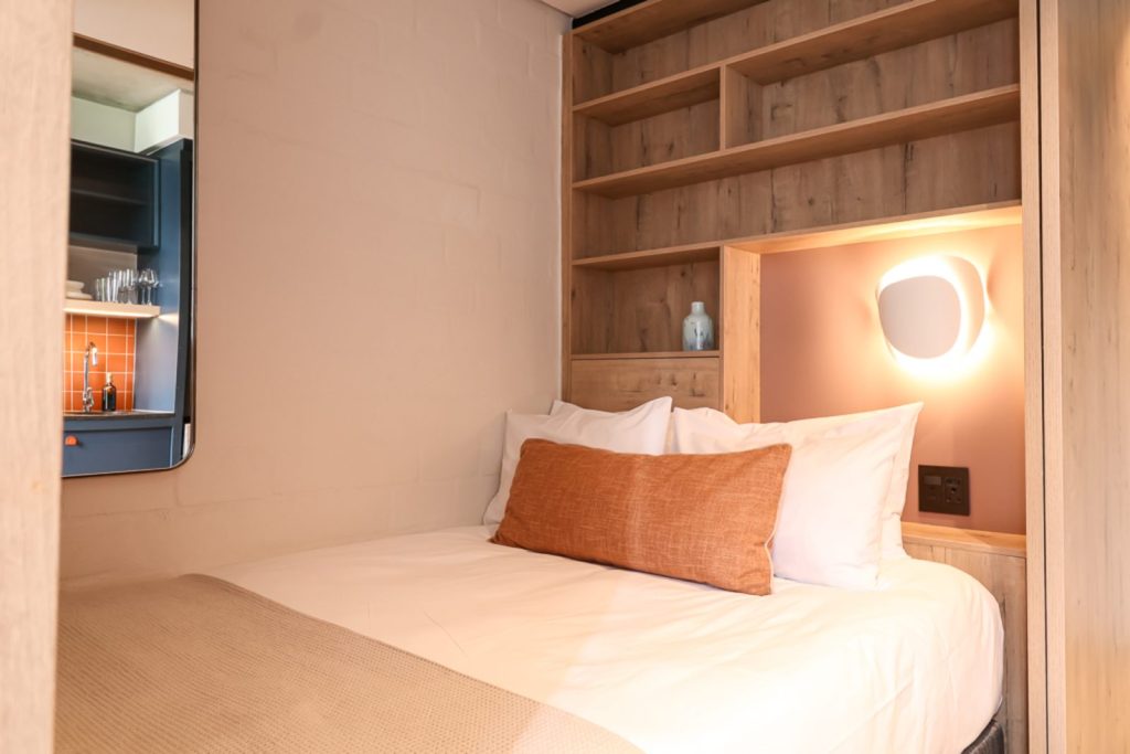 3051a30f-3508-4b6b-bc8f-f1c7274e0962