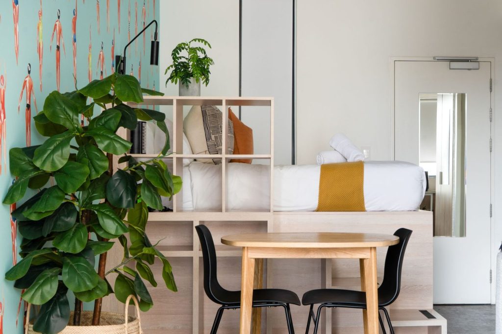 353ef4ab-c458-4724-8bed-2a5f69b1dad9