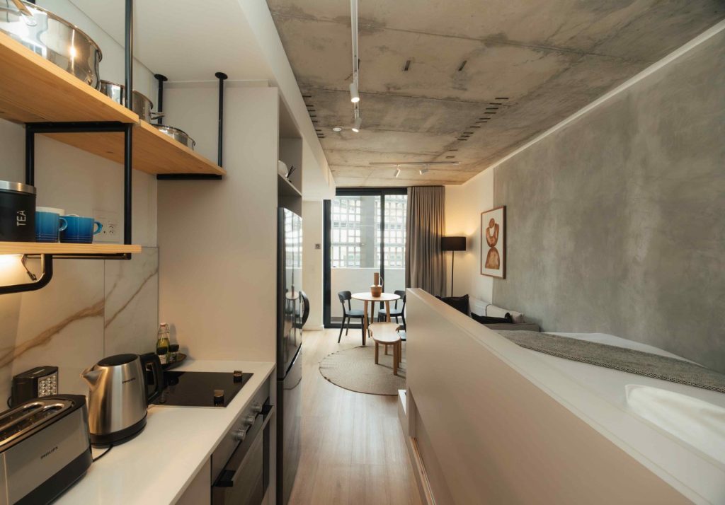 39c3565c-d3b2-475e-b12c-56eaec203e8a