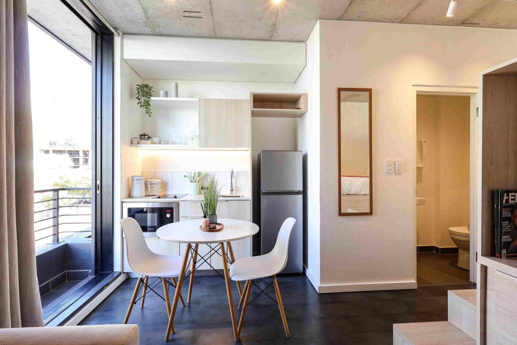 3f137b9a-72f4-4d85-9c79-a7ce23c3437c-1