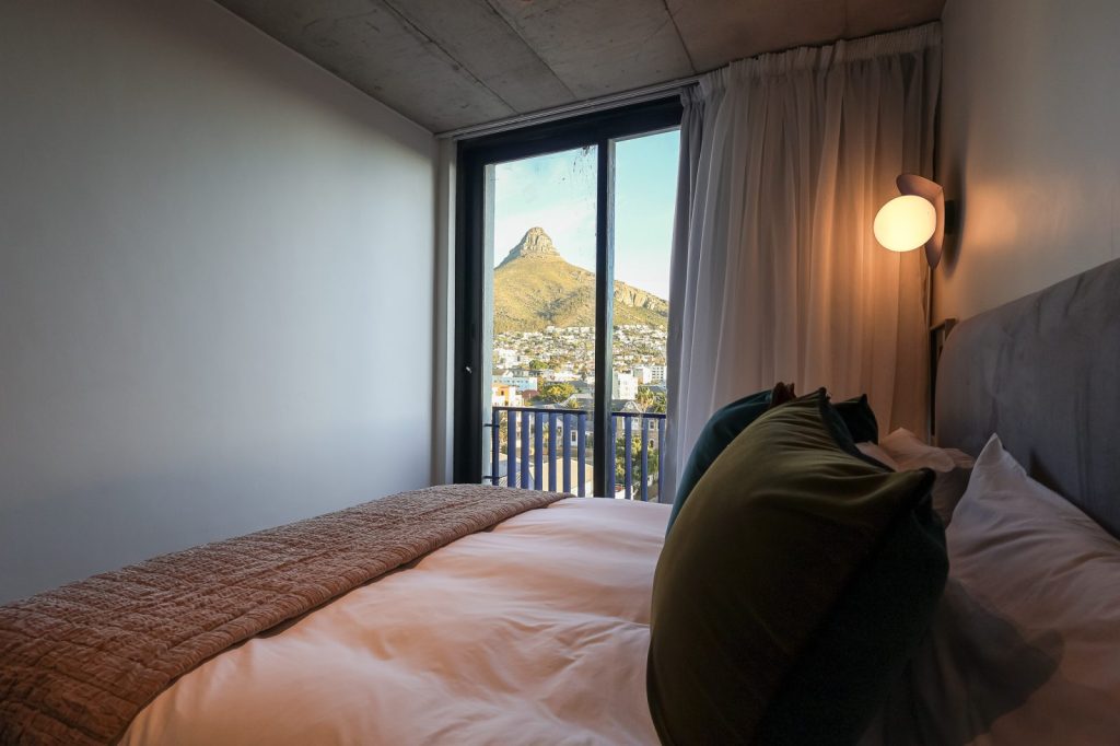 41476dae-2480-4144-b5b1-f5a5bff4e9e4-1