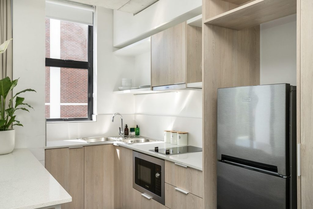 49f17fa2-05f9-4f9a-8ae9-02037f8697be-1