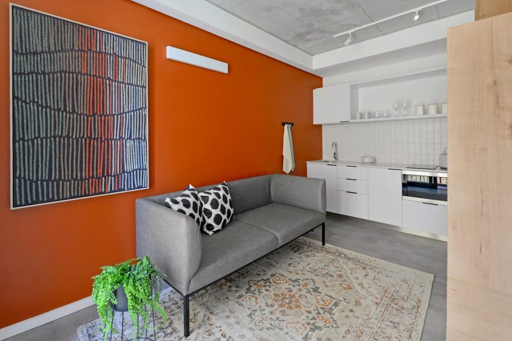 4a280620-8bfc-4923-83df-4878df048a91-1