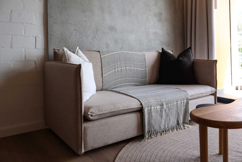 4bc59a17-fed7-412d-9b14-56f7855aa4a5-1