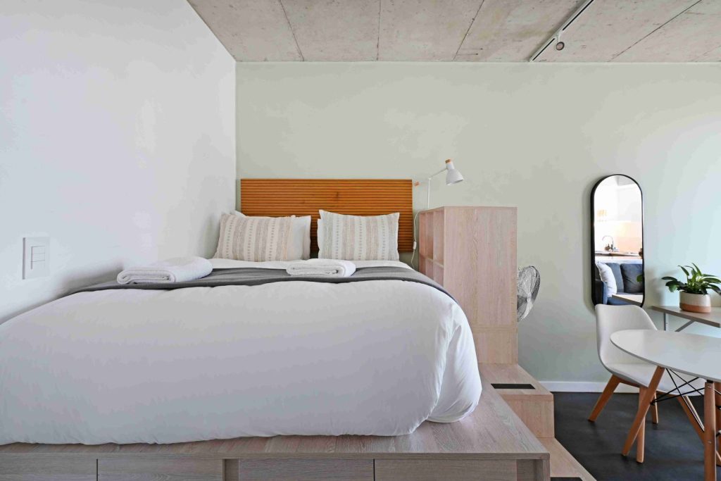 4d372cd1-e072-49a9-b81e-fbc393a1911f-1