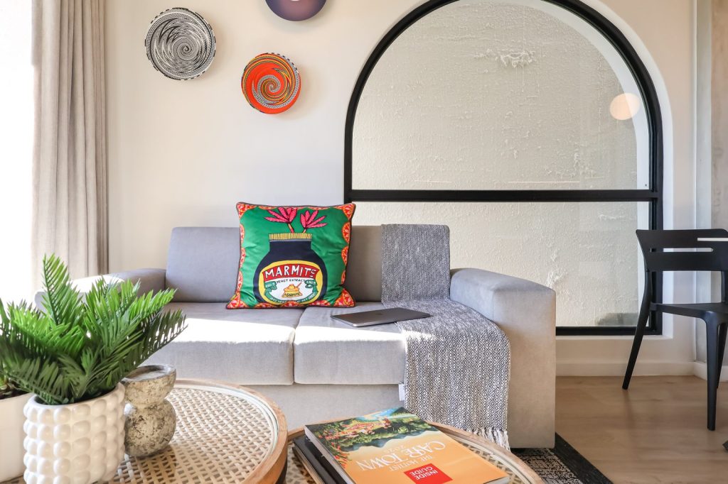 4e6cc1ed-9b88-44dc-926d-17a91616f61c-1