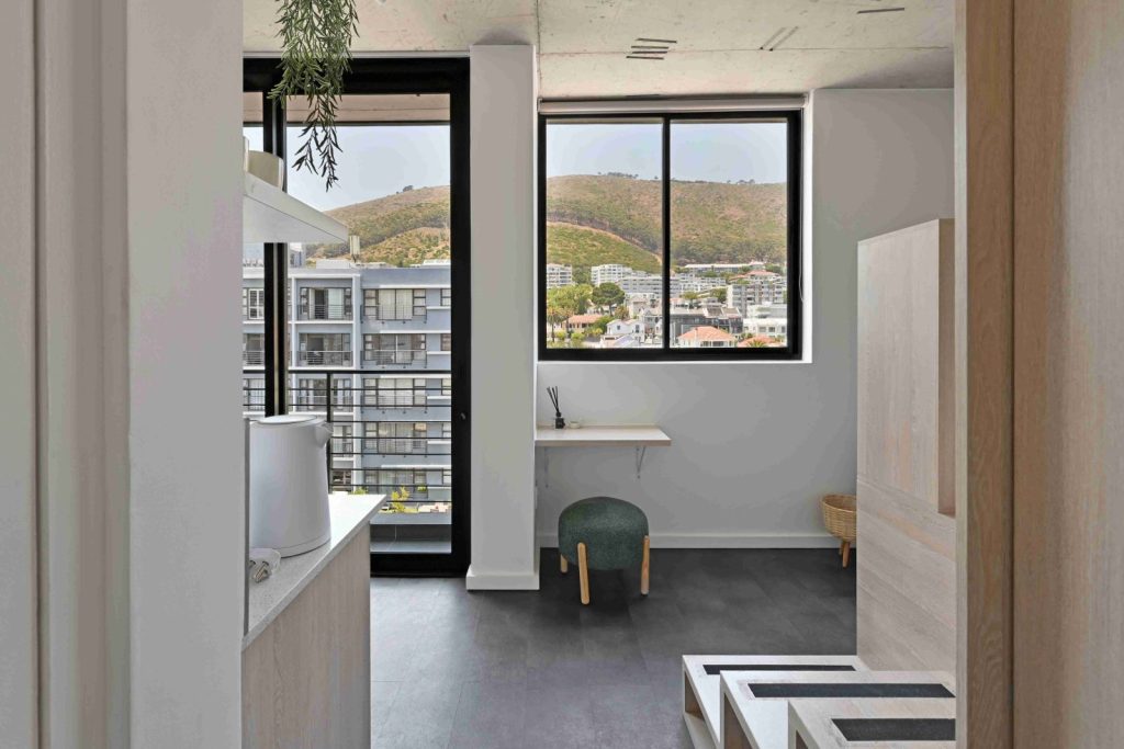 51204b79-ceb2-4e0c-98e5-bc027e3c255d-1