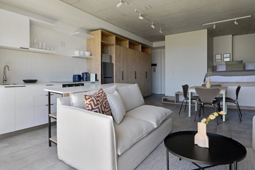 5367e095-0fbc-463b-bf95-a317c87605eb-1