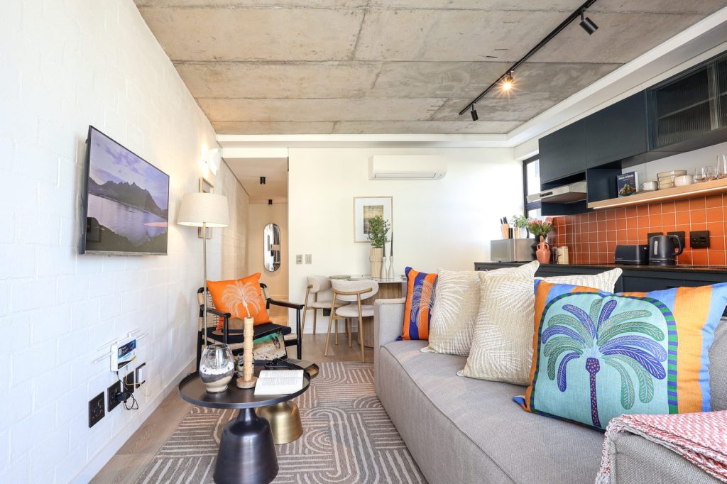 55177328-8bc9-4777-8f56-bf92fb34feb4-1