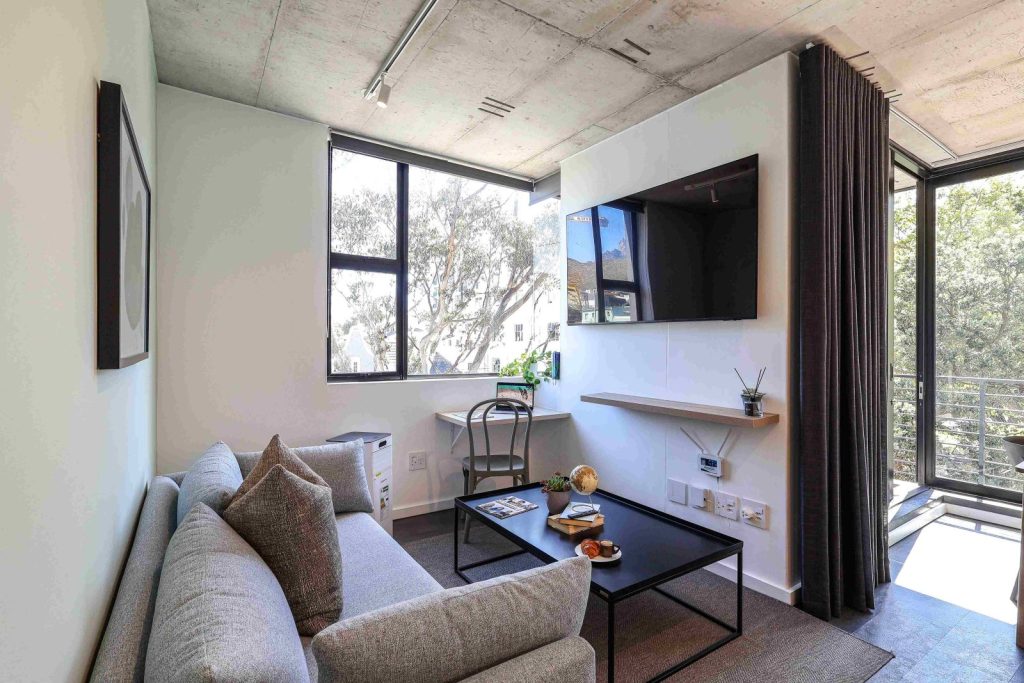 5a86c796-f112-4fd8-b369-9765d492f43a-1