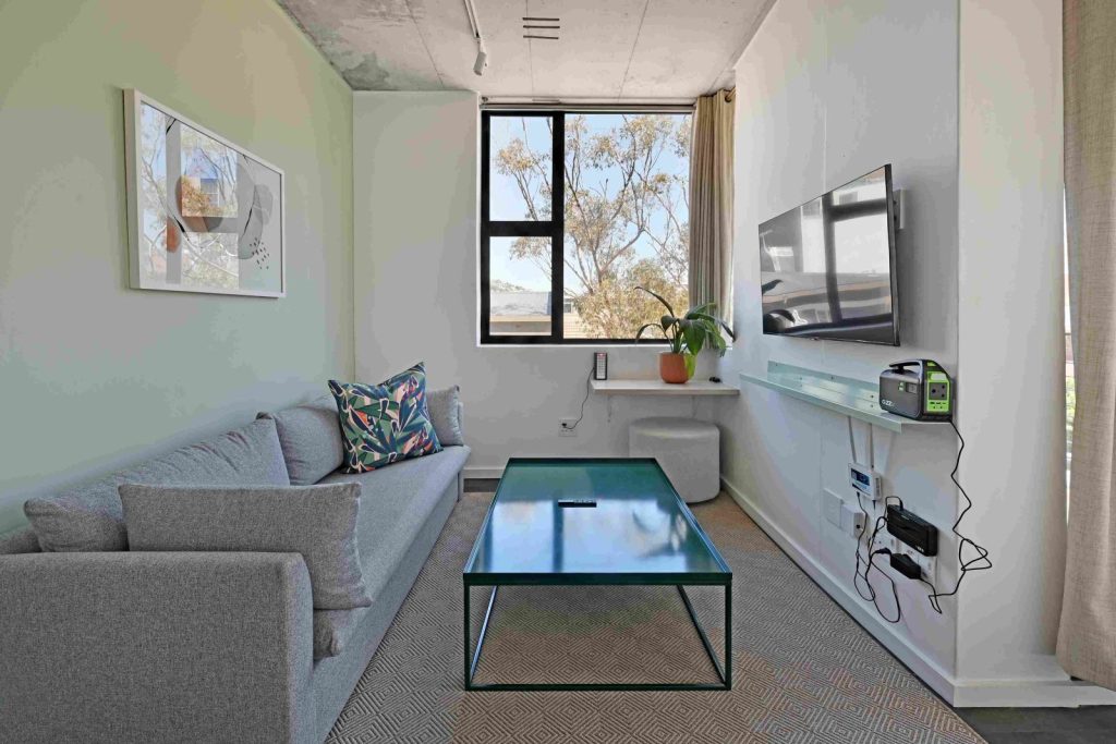 5ce6f731-191d-4864-88c9-41b2cdf819f7-1