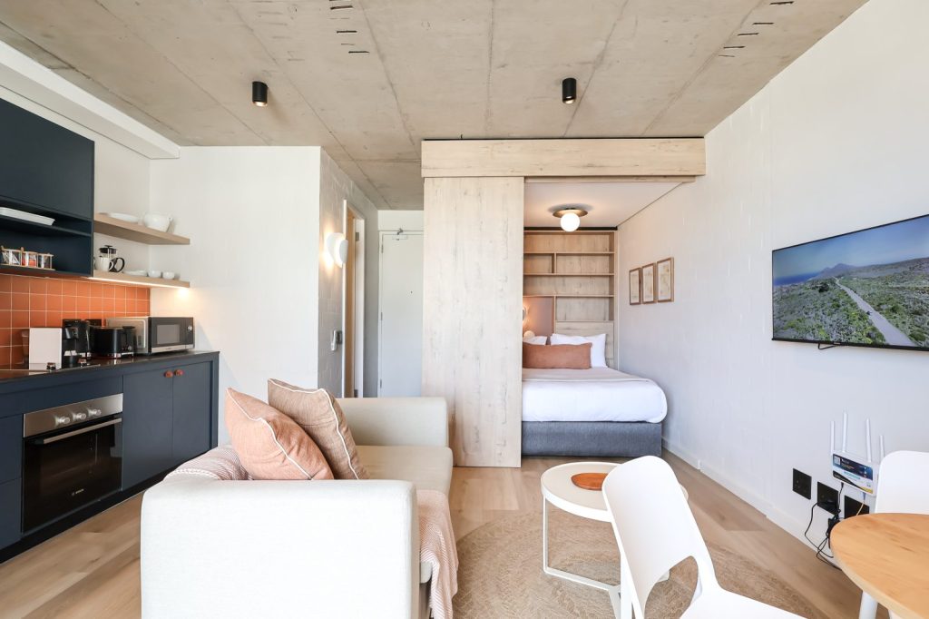 5d67acd5-086b-4d2c-ba33-7fb65518906a