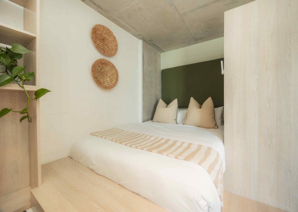 5eeca73a-0470-4c4a-a913-10bde96650db