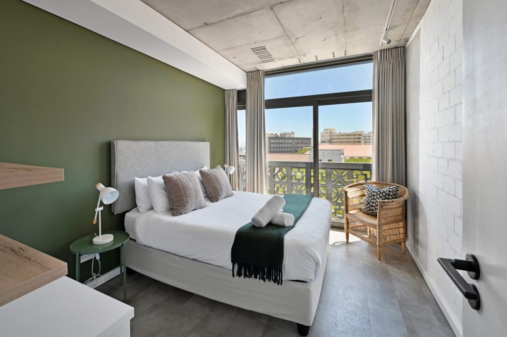 68a9e663-ab19-4956-a9d0-72146a2d65c3-1