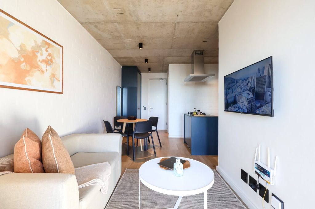 694e267f-02e8-4b73-bb47-5c027510cbcc