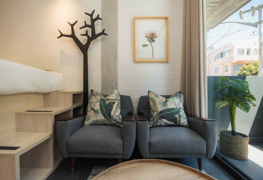 6f1aa53f-a21e-44dc-b928-3090972b4977