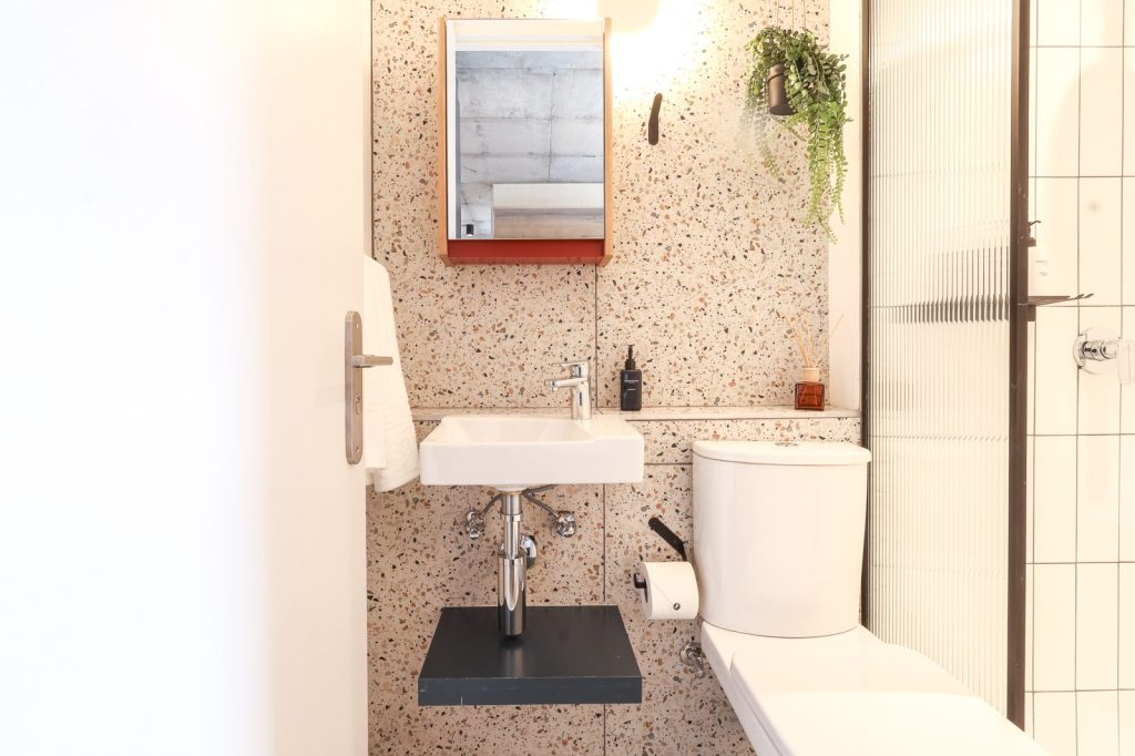 6faaba7c-6a50-4963-9887-54cbdb653b07-2