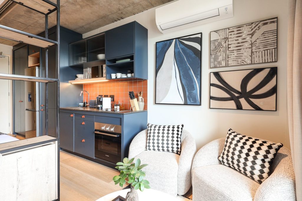 76d147d4-27bd-491e-829a-8bf153ba134d-1