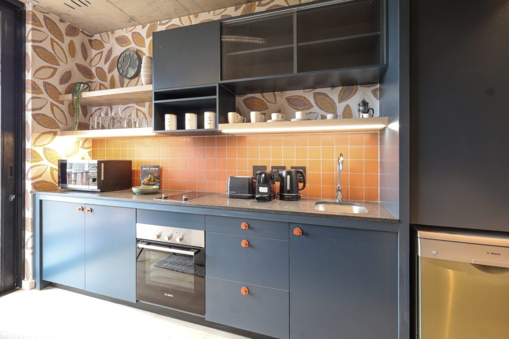 78fc84bd-7a9d-4e00-a95a-eddb063df468-1