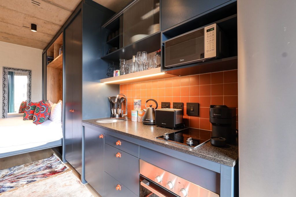 7b90eea0-a27c-4958-a9f2-d3e91ba37684