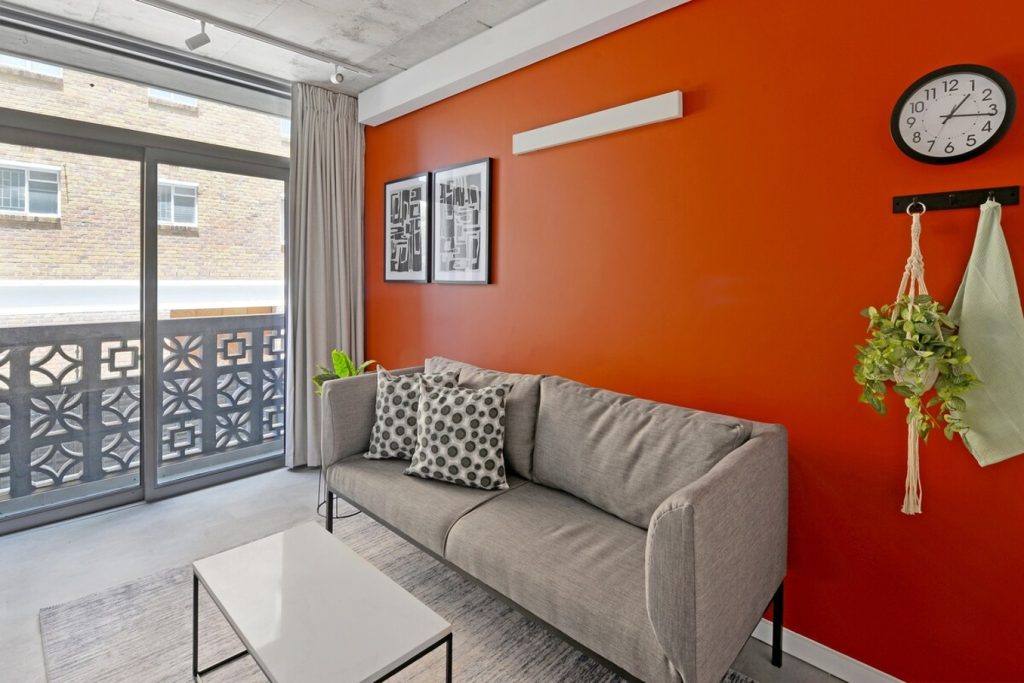 7c7212f2-085e-413d-a336-44b6e5412e65-1