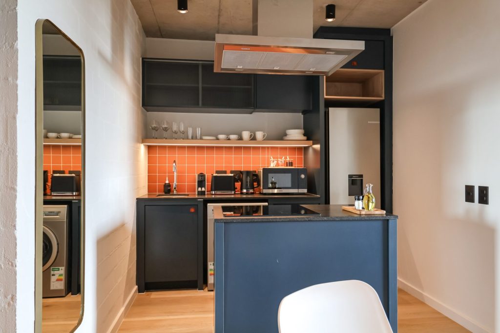 7e302f98-8619-4da5-b47a-865d262f18e0