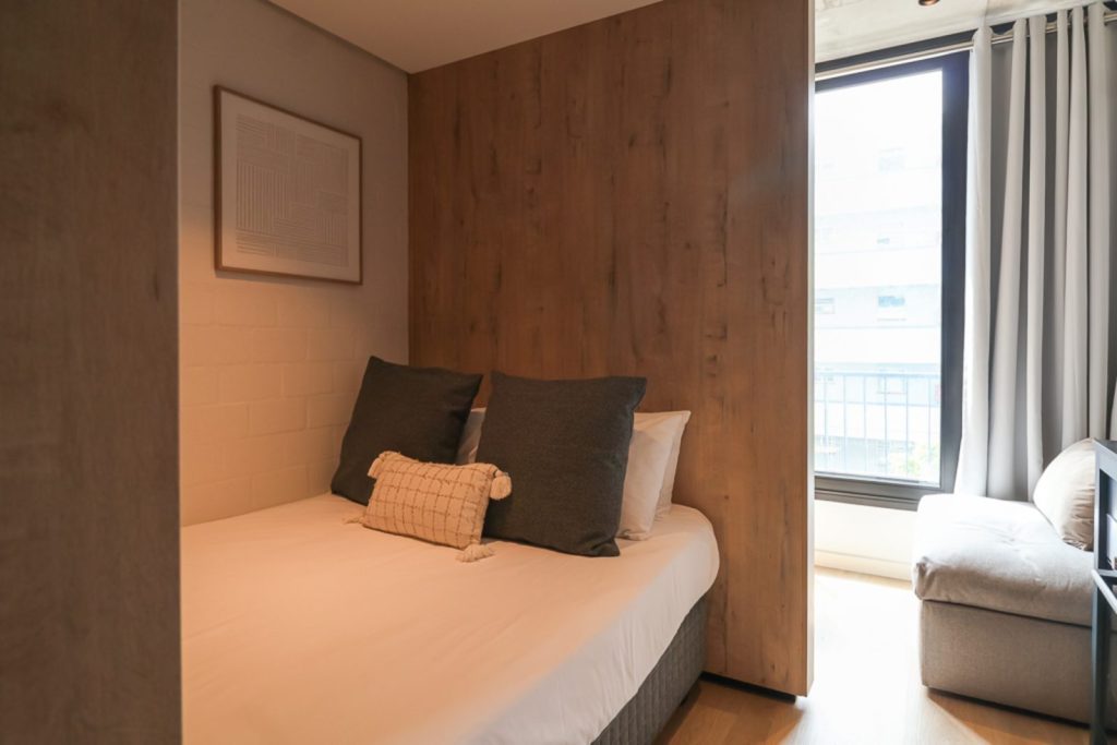 7ead279e-4c0c-4f33-8bde-f209c861ea8c