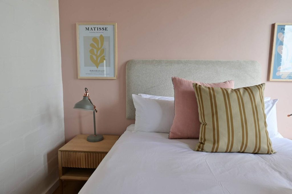 7ede302c-8d38-4eca-829a-f6449ce57b67-1