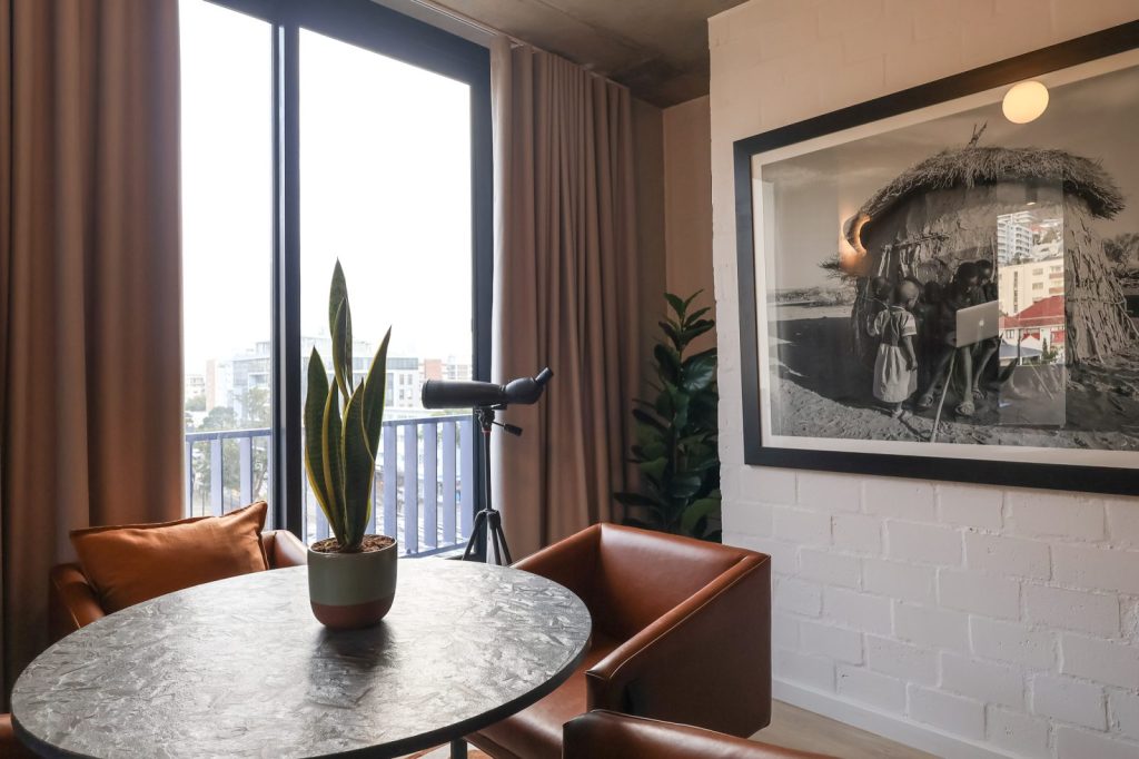 80b21213-738a-4e0e-bfc6-6342fd079243