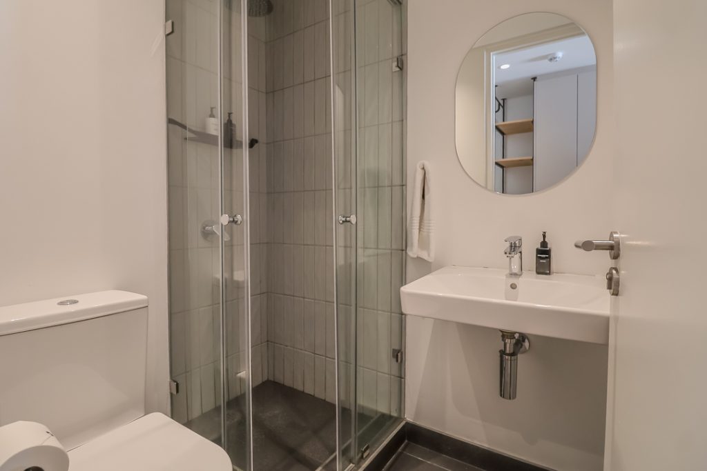 87d99437-0639-457f-8c3d-96946da4a724