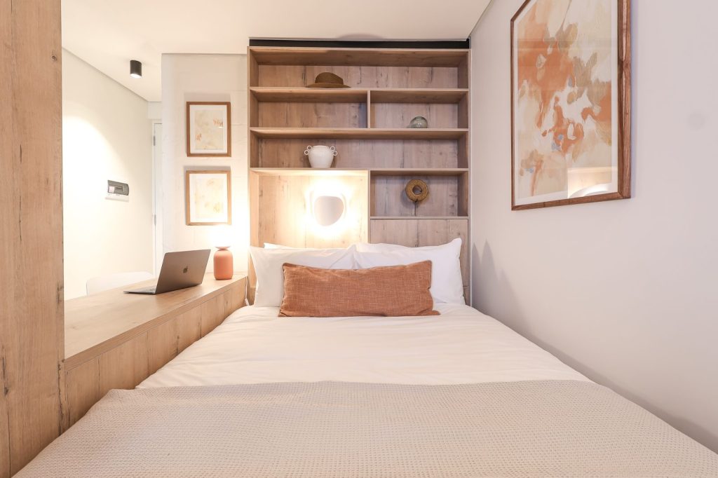 8874bd11-ac42-424c-884d-86c65e09eb9c-1