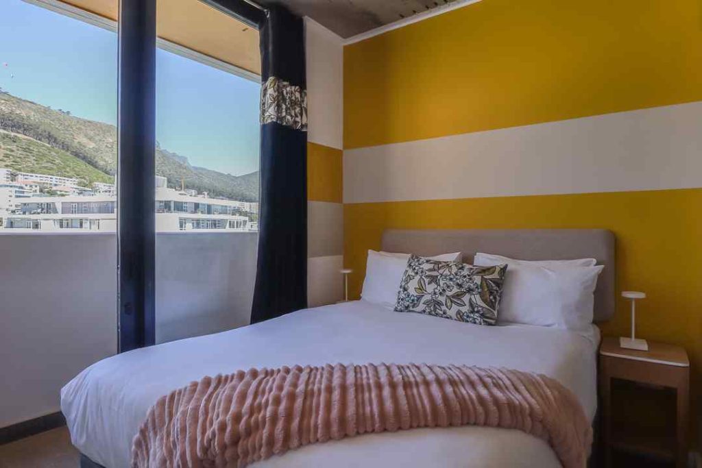 8bb5a980-824f-4571-93c3-dd69769eb577-1