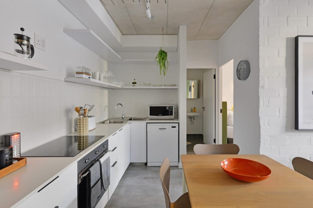 9325bd43-01df-4654-9514-7752fff55e87-1