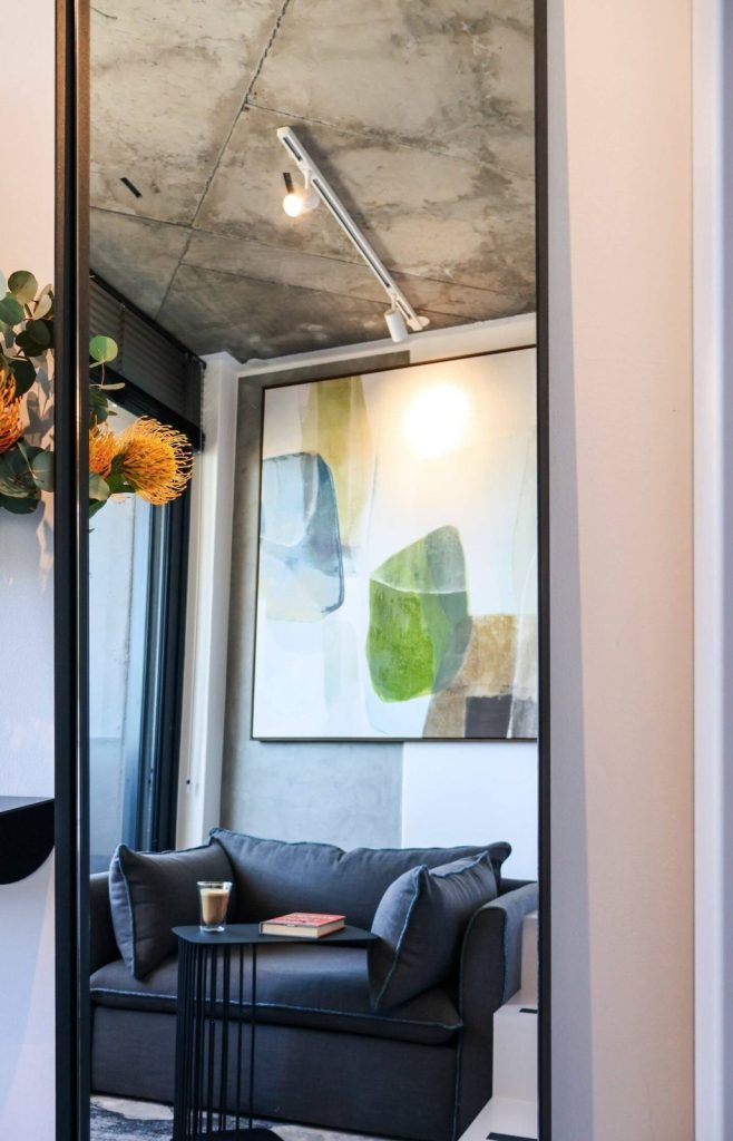 9b721fd5-da09-4630-9fd8-8eb72cc684b6-1