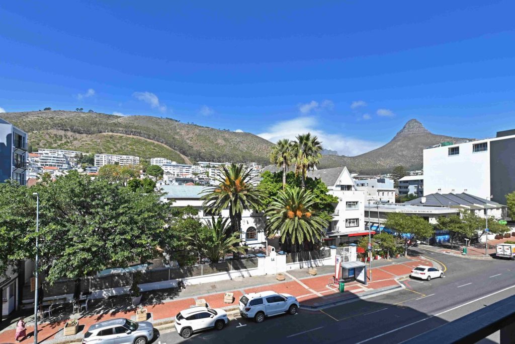 9df3b55e-89d6-4aa7-81f0-8d10123bbec4-1