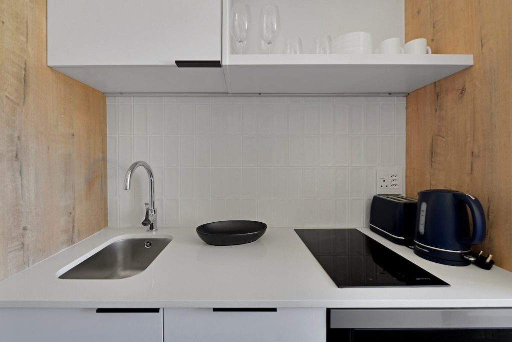 9e59ea82-2b32-431e-a777-004ffcdd8617-1