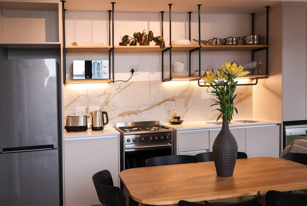 a1851753-abcc-4857-8408-65f23b24d314-1