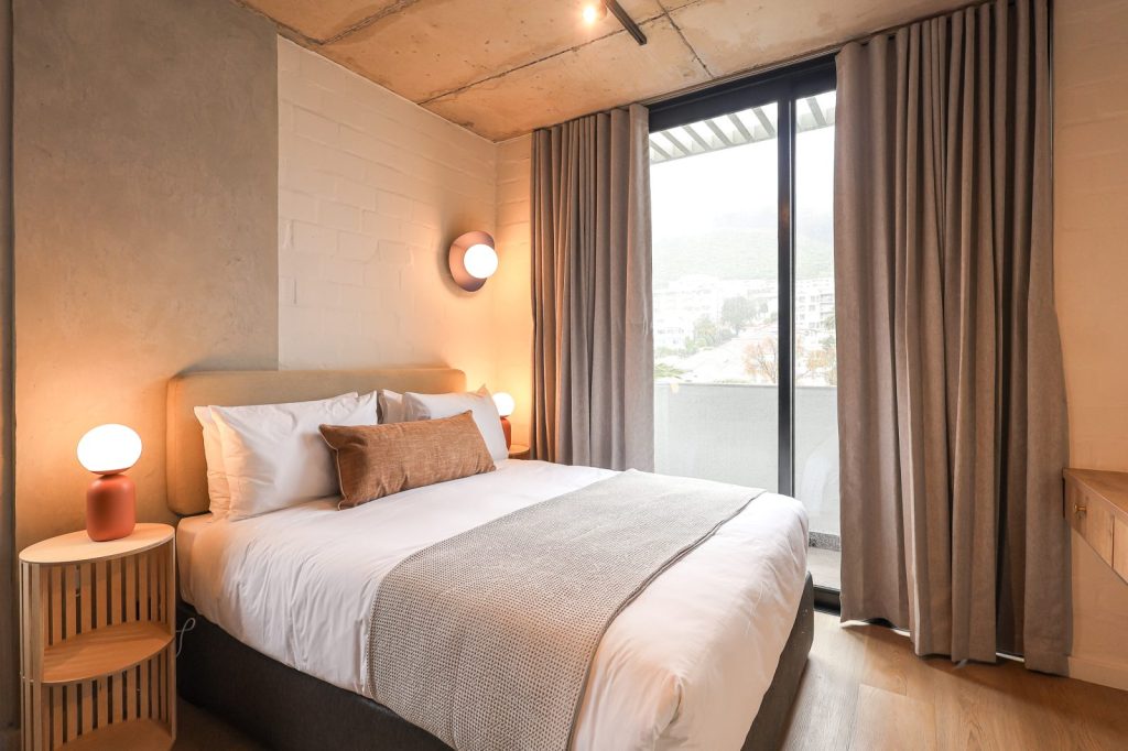 a67a76e2-bc3f-4874-b5cb-921ca439f7b0-1